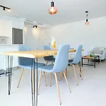 Moderno Apartamento - San Pedro